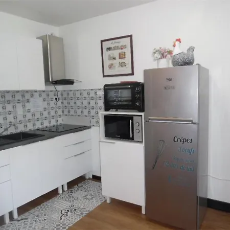 Confort Avec Balcon, Clim, Parking Prive, A 50m Des Thermes Et 100m Du Centre, A Amelie-les-bains - Fr-1-703-59 Amelie-les-Bains-Palalda