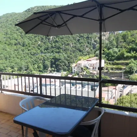 Confort Avec Balcon, Clim, Parking Prive, A 50m Des Thermes Et 100m Du Centre, A Amelie-les-bains - Fr-1-703-59 Apartment